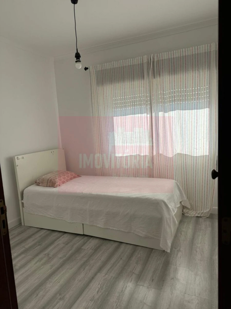 Apartamento T4 para Venda em Alcabideche Foto 13