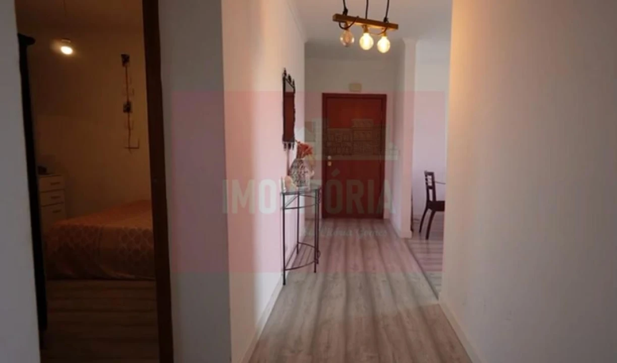 Apartamento T4 para Venda em Alcabideche Foto 3