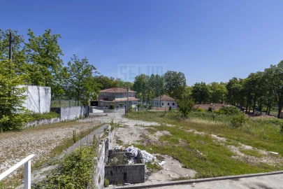 Loja para Venda em Penamaior