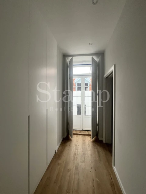 Apartamento T2 para Venda em Oeiras e São Julião da Barra, Paço de Arcos e Caxias