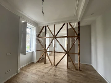 Apartamento T2 para Venda em Oeiras e São Julião da Barra, Paço de Arcos e Caxias