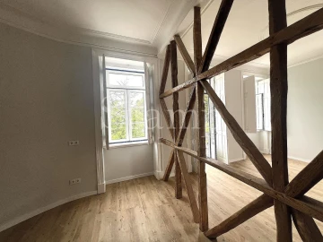 Apartamento T2 para Venda em Oeiras e São Julião da Barra, Paço de Arcos e Caxias