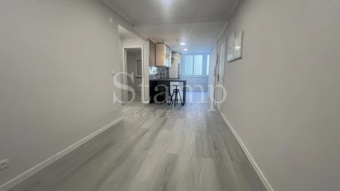 Apartamento T2 para Venda em Benfica
