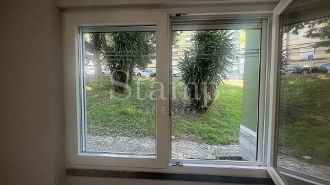 Apartamento T2 para Venda em Benfica