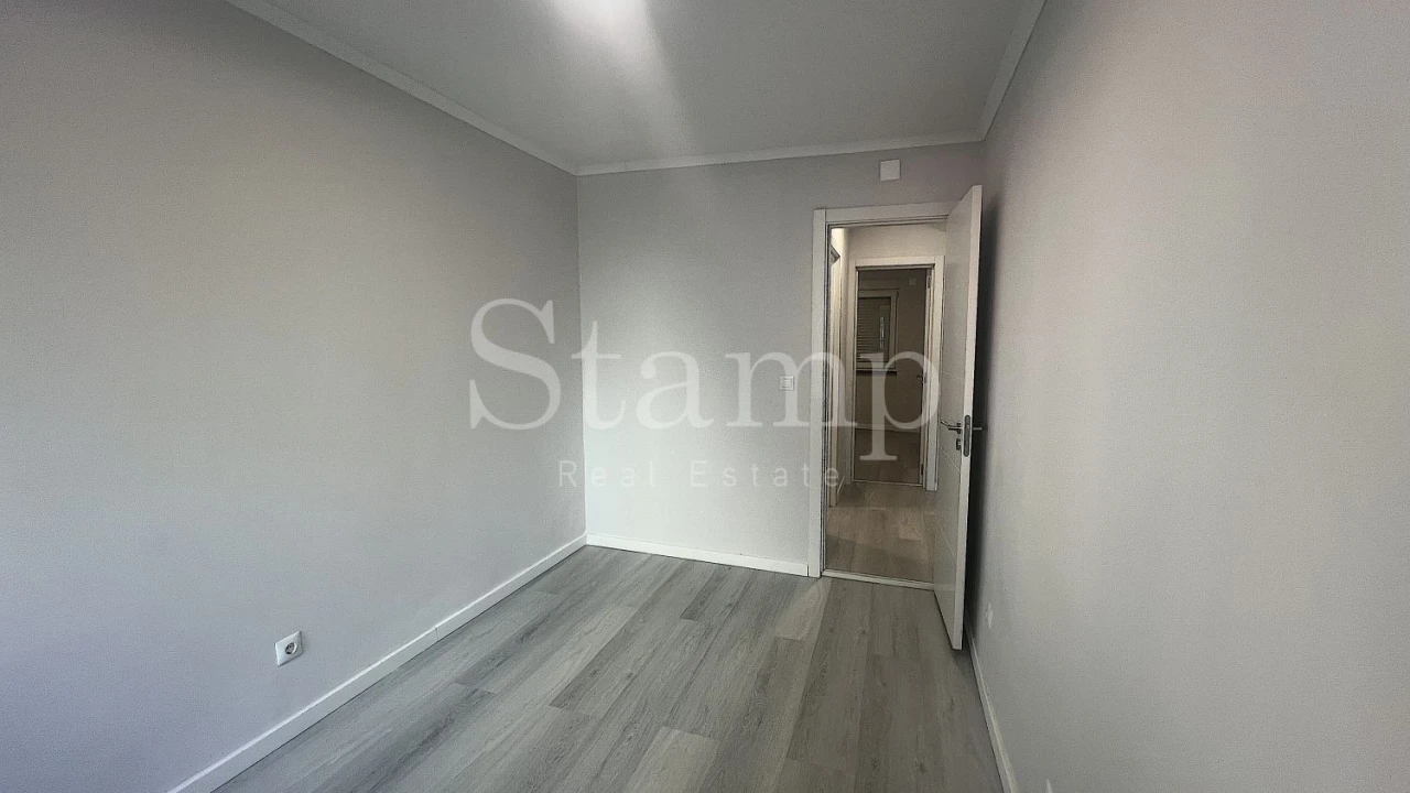Apartamento T2 para Venda em Benfica Foto 12