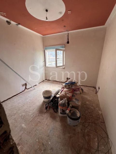 Apartamento T3 para Venda em Laranjeiro e Feijó