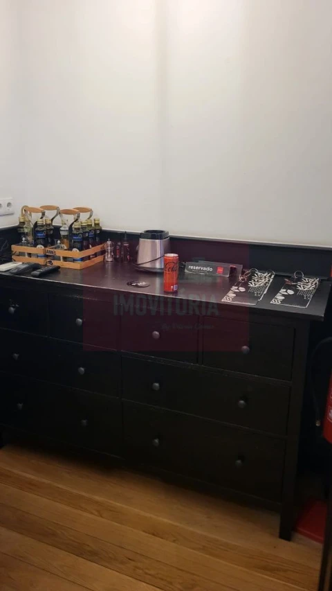 Loja para Trespasse em Areeiro