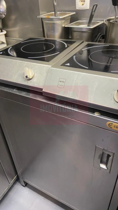 Loja para Trespasse em Massamá e Monte Abraão