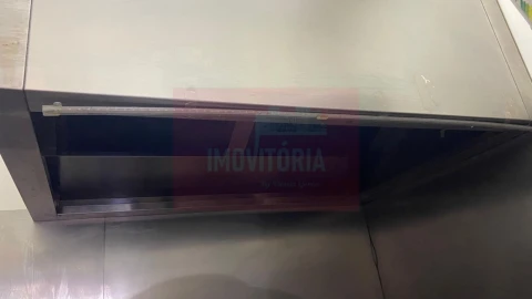 Loja para Trespasse em Massamá e Monte Abraão