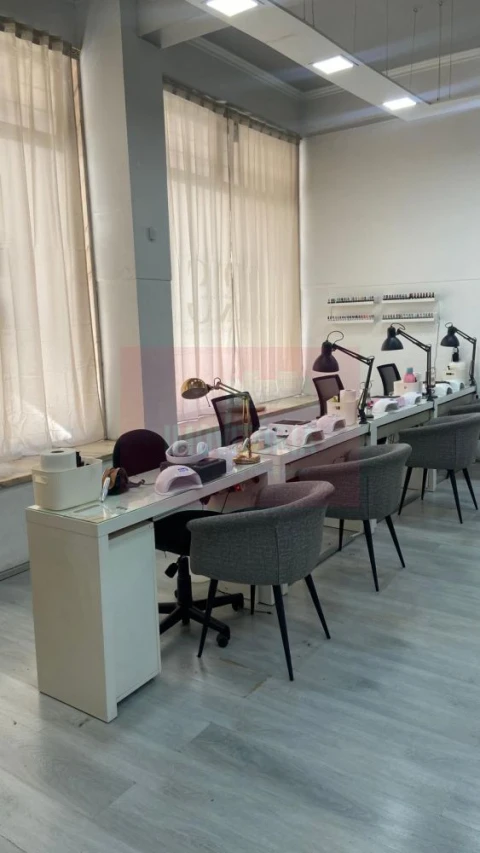 Loja para Trespasse em Queluz e Belas