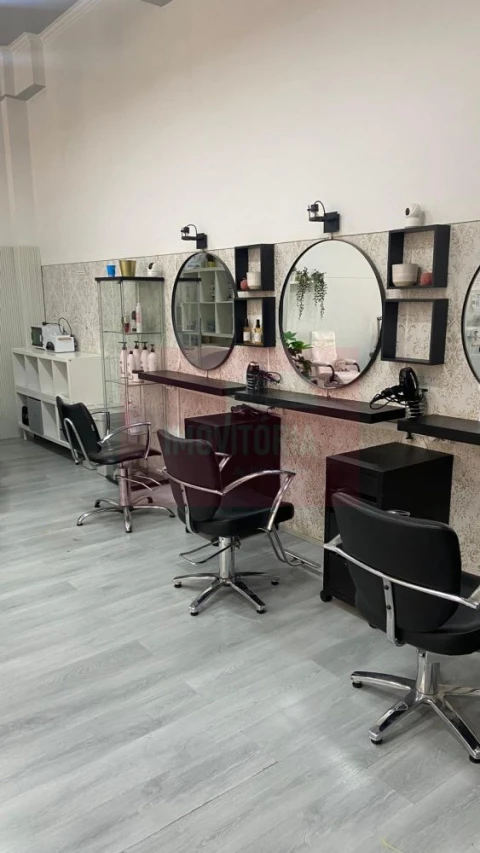 Loja para Trespasse em Queluz e Belas