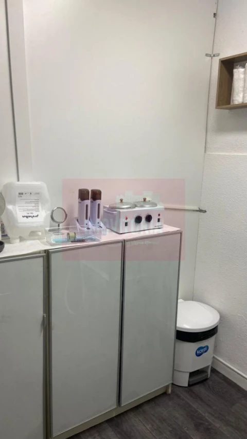 Loja para Trespasse em Queluz e Belas