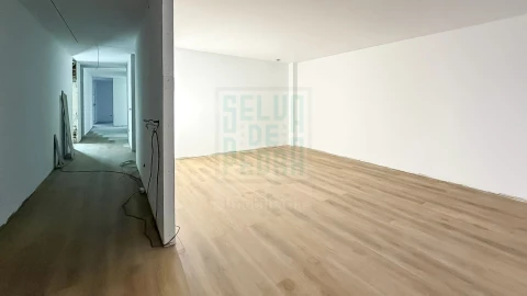 Apartamento T2 para Venda em Paços de Ferreira