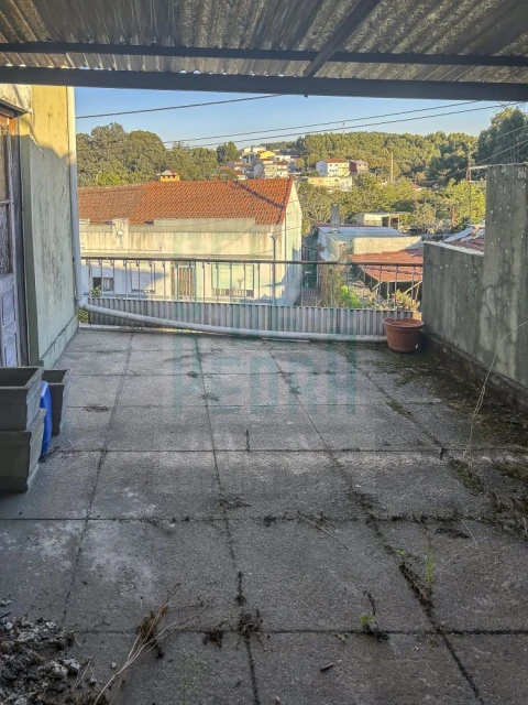 Loja para Venda em Milheiros