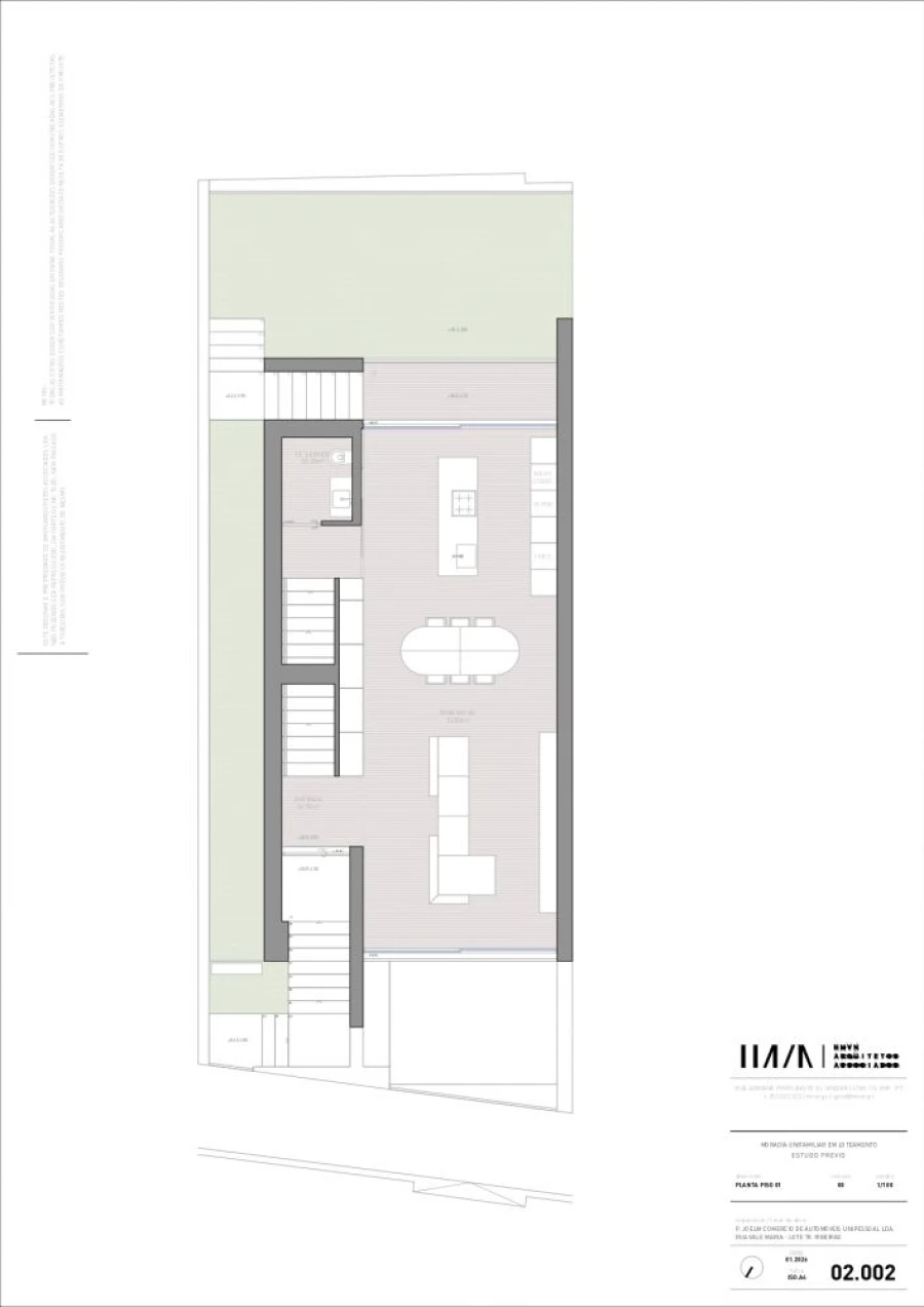 Moradia T4 para Venda em Ribeirão Planta 3