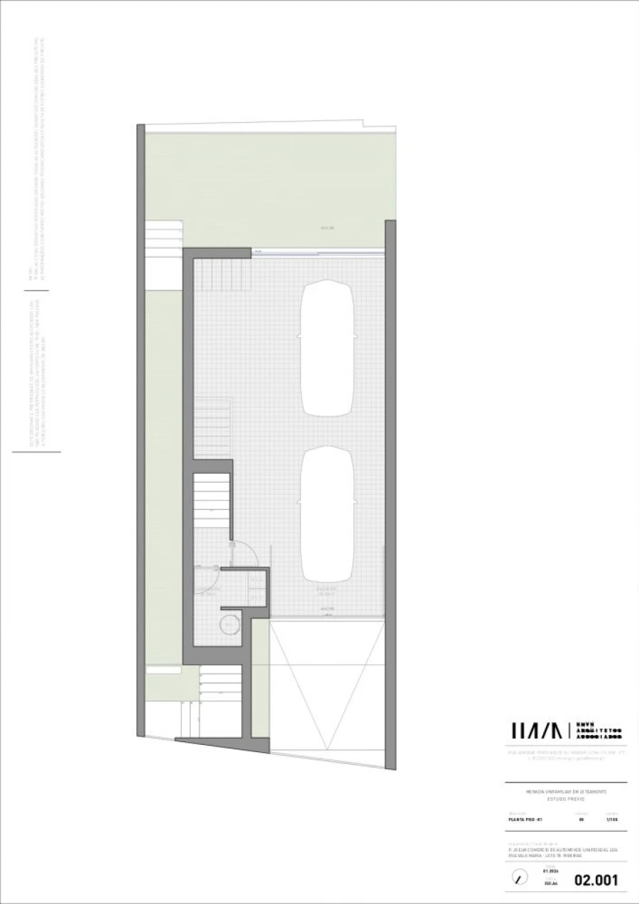 Moradia T4 para Venda em Ribeirão Planta 2