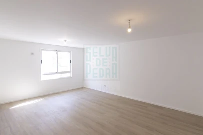 Apartamento T3 para Venda em Baguim do Monte (Rio Tinto)