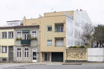 Apartamento T1 para Arrendamento em Paranhos