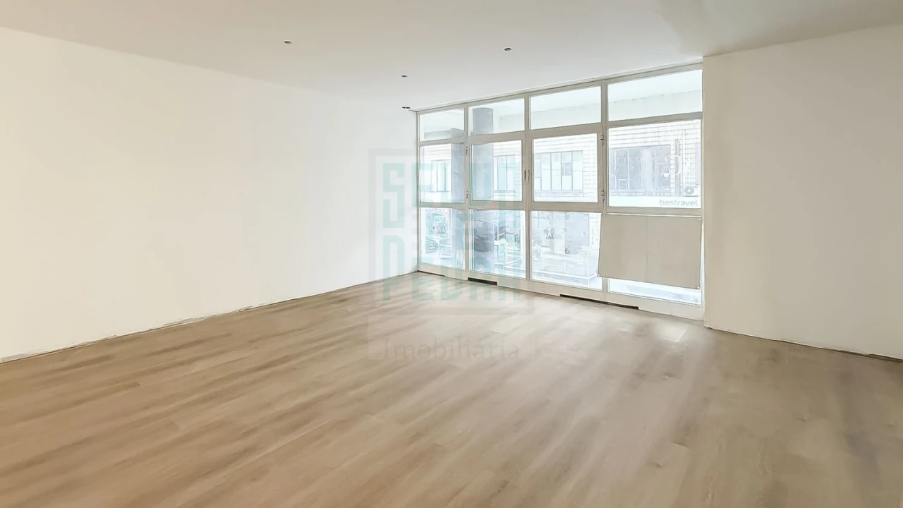 Apartamento T2 para Venda em Paços de Ferreira Foto 14