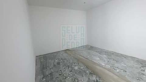 Apartamento T2 para Venda em Paços de Ferreira