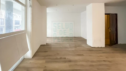 Apartamento T2 para Venda em Paços de Ferreira