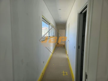 Moradia T3 para Venda em Salir de Matos