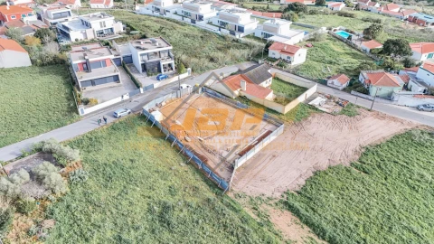 Moradia T3 para Venda em Alfeizerão