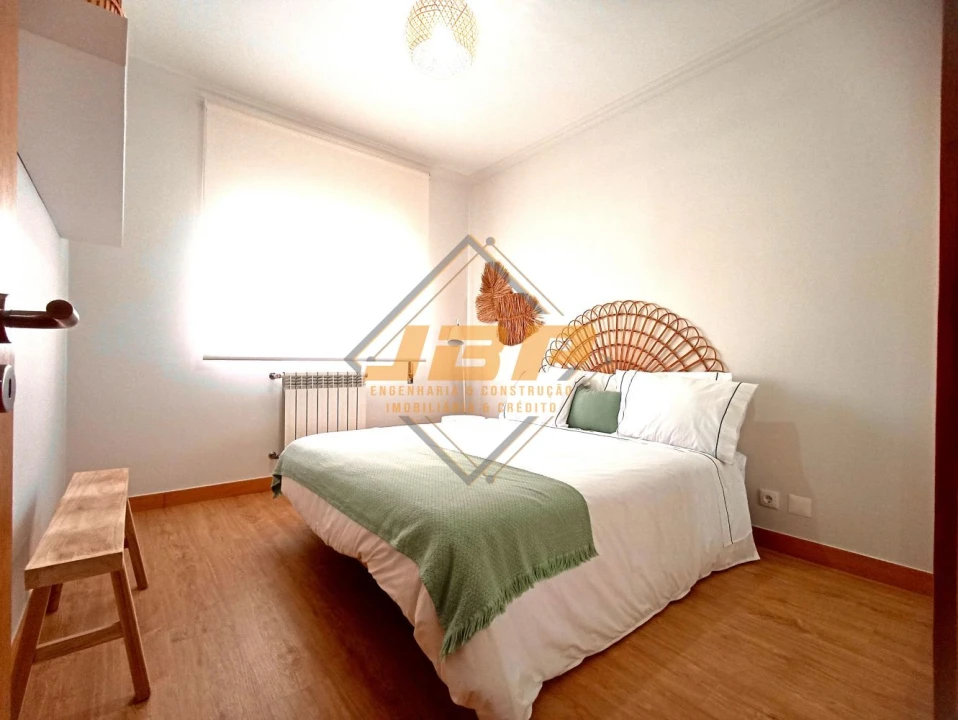 Apartamento T2 para Venda em Nazare Foto 27
