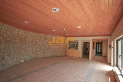 Moradia T2 para Venda em Pelariga