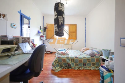 Moradia T2 para Venda em Barrio