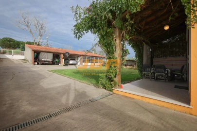 Moradia T2 para Venda em Barrio