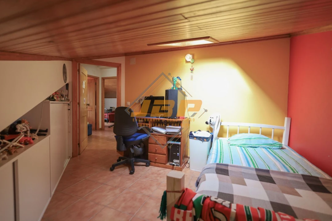 Moradia T2 para Venda em Barrio Foto 42