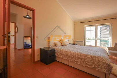 Moradia T5 para Venda em Caldas da Rainha - Santo Onofre e Serra do Bouro