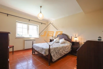 Moradia T5 para Venda em Caldas da Rainha - Santo Onofre e Serra do Bouro