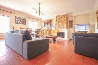 Moradia T5 para Venda em Caldas da Rainha - Santo Onofre e Serra do Bouro