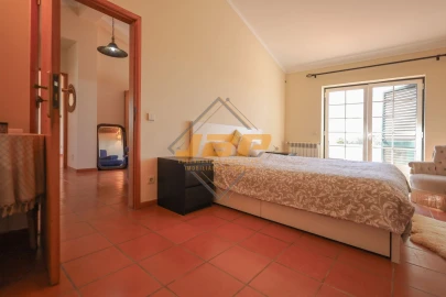 Moradia T5 para Venda em Caldas da Rainha - Santo Onofre e Serra do Bouro