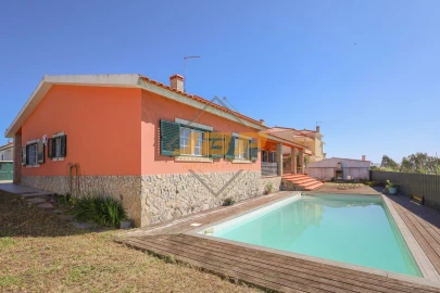 Moradia T5 para Venda em Caldas da Rainha - Santo Onofre e Serra do Bouro