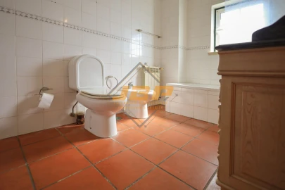 Moradia T5 para Venda em Caldas da Rainha - Santo Onofre e Serra do Bouro