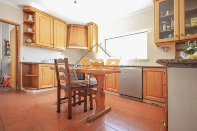 Moradia T5 para Venda em Caldas da Rainha - Santo Onofre e Serra do Bouro