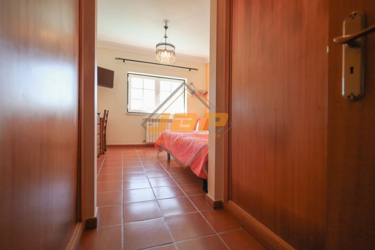 Moradia T5 para Venda em Caldas da Rainha - Santo Onofre e Serra do Bouro Foto 24