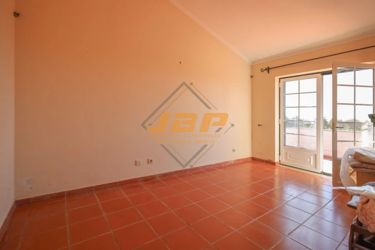 Moradia T5 para Venda em Caldas da Rainha - Santo Onofre e Serra do Bouro Foto 16