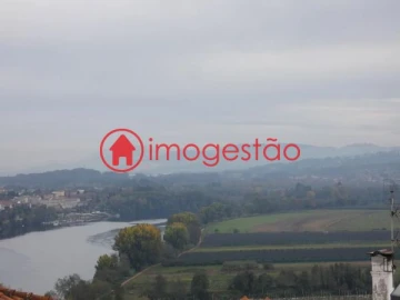 Loja para Venda em Valença, Cristelo Covo e Arão