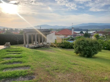 Moradia T5 para Venda em Lanhelas