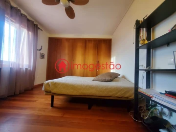 Moradia T5 para Venda em Lanhelas