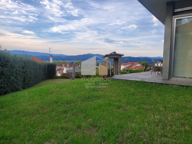 Moradia T5 para Venda em Lanhelas Foto 19