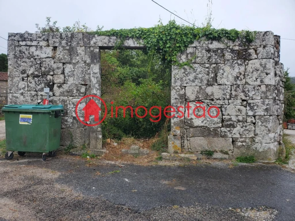 Quinta T0 para Venda em Loivo Foto 2