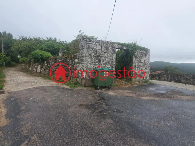 Quinta T0 para Venda em Loivo Foto 3