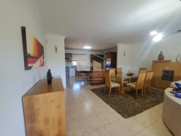 Moradia T3 para Venda em Campos e Vila Meã