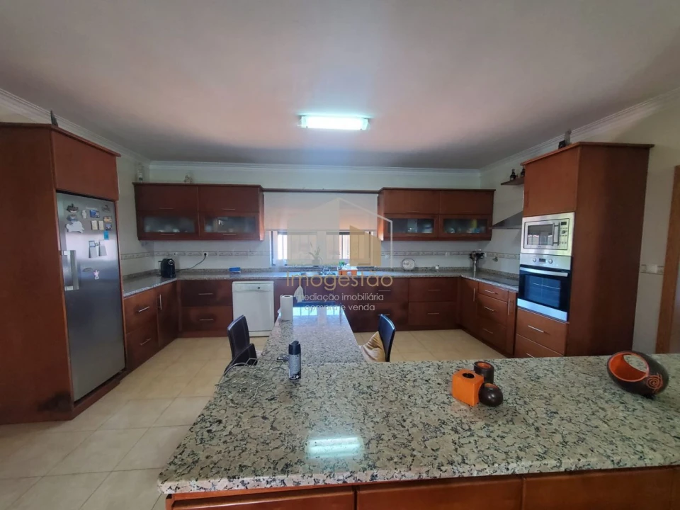 Moradia T3 para Venda em Campos e Vila Meã Foto 8