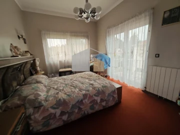 Moradia T4 para Venda em Campos e Vila Meã